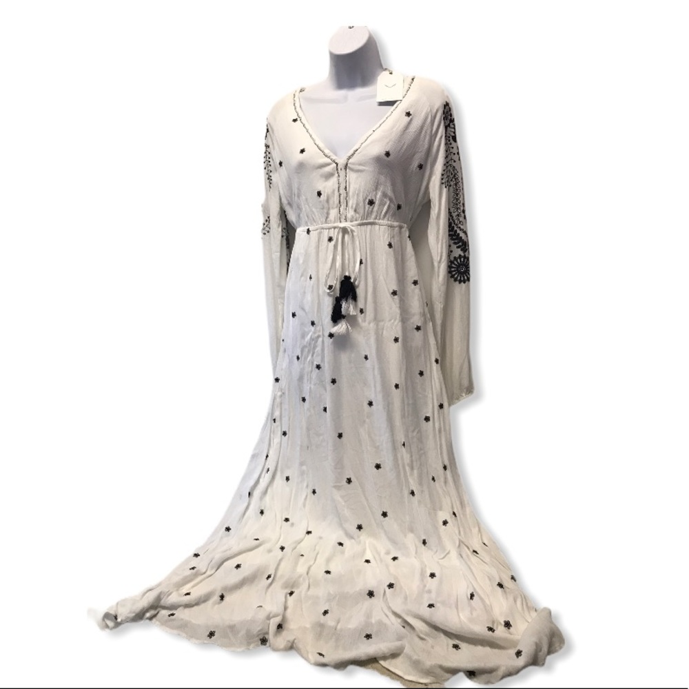 Free the Roses | NWT Boho Embroidered Maxi Dress